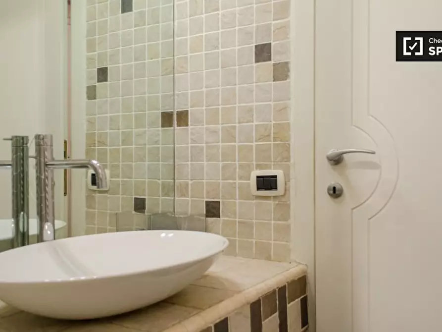 Immagine 10 di Appartamento in affitto  in Piazza dei Sanniti, 00185 Roma RM, Italy a Roma