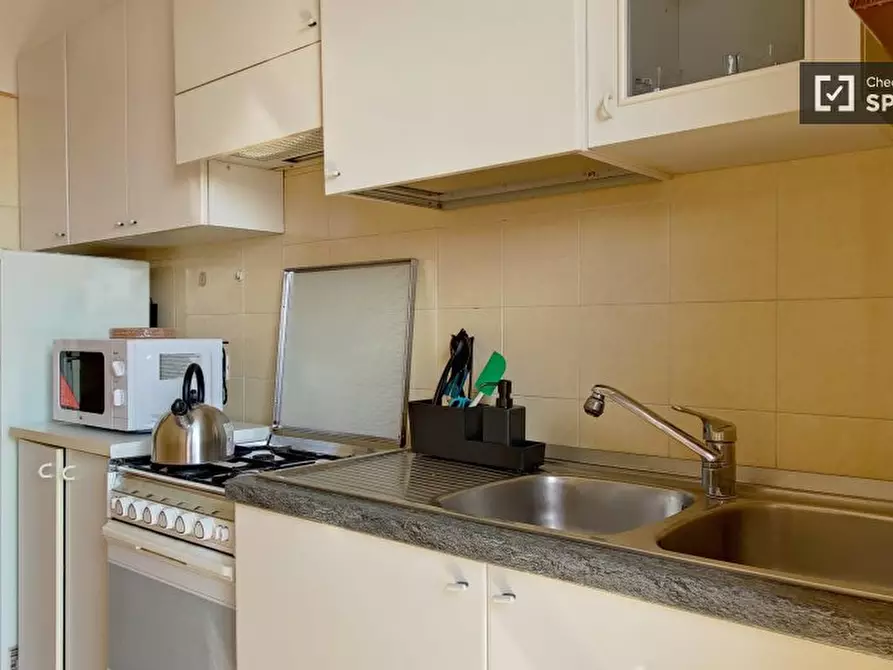 Immagine 9 di Camera condivisa in affitto  in Via Bolama a Milano