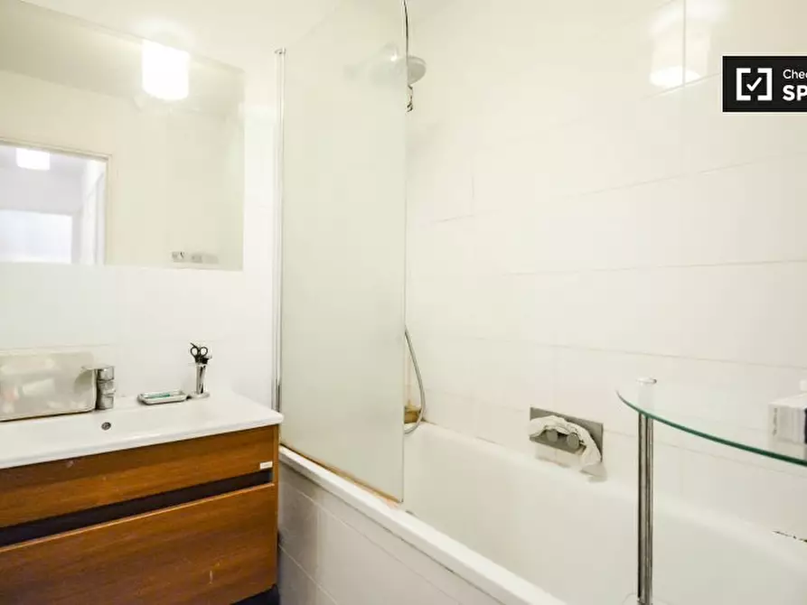 Immagine 14 di Camera condivisa in affitto  in Tavistock Cres a Kensington