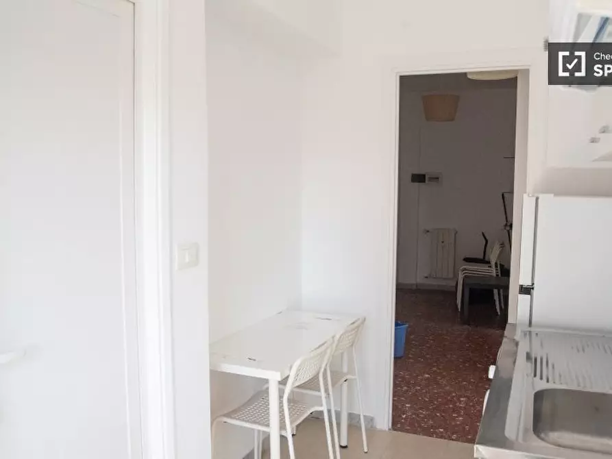 Immagine 8 di Appartamento in affitto  in Via degli Ortaggi a Roma