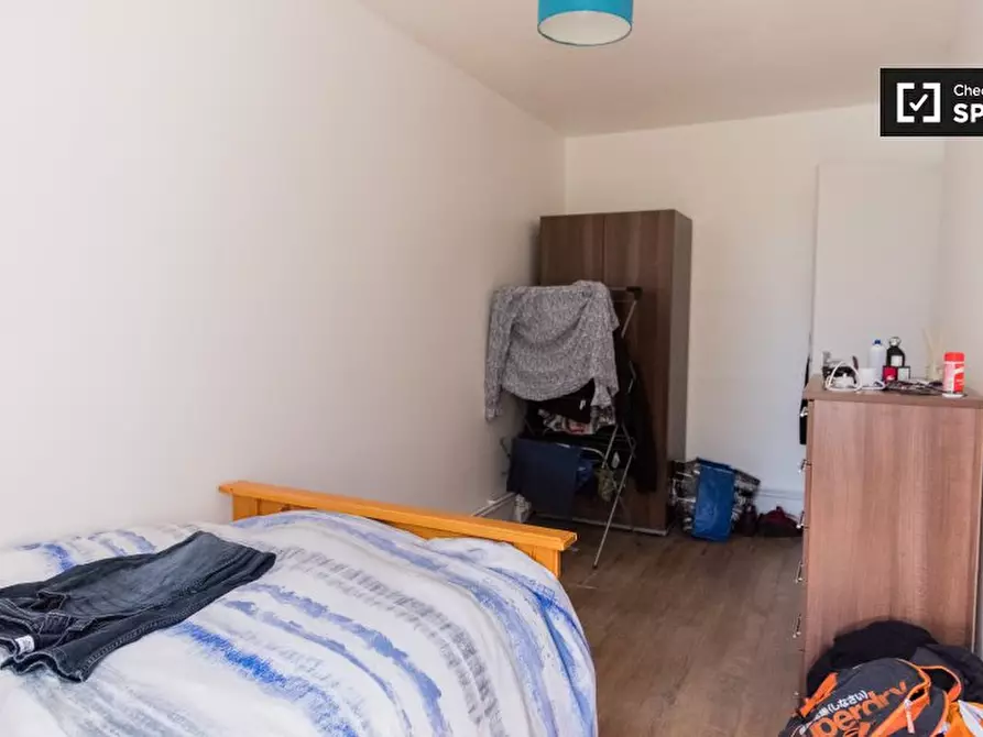 Immagine 2 di Camera condivisa in affitto  in Field Rd, Hammersmith, London, UK a Hammersmith