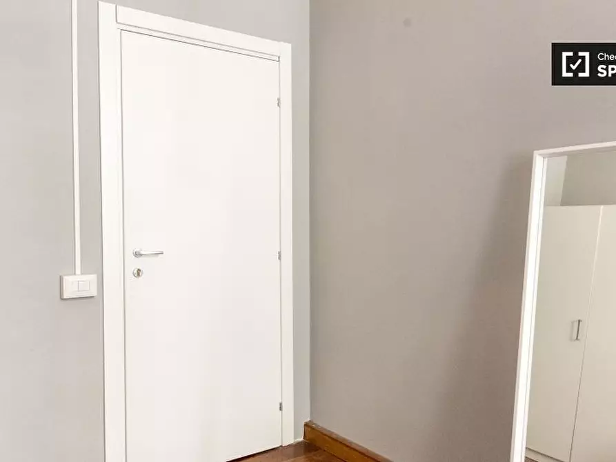 Immagine 4 di Camera condivisa in affitto  in Via Garigliano, 00198 Roma RM, Italy a Roma