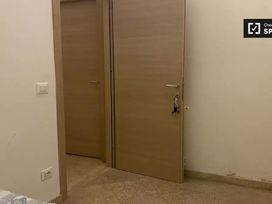 Immagine 4 di Camera condivisa in affitto  in Via Basento a Roma