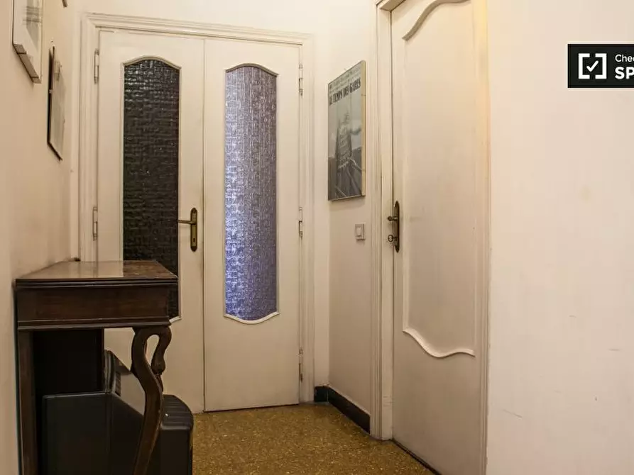 Immagine 14 di Camera condivisa in affitto  in Piazza di Villa Fiorelli a Roma