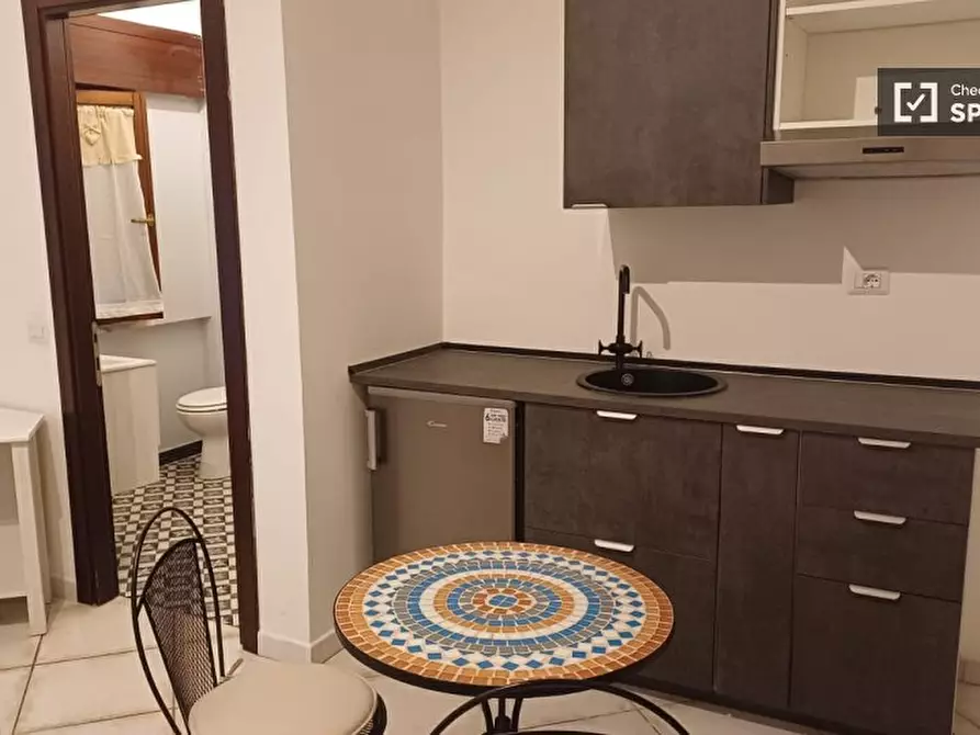 Immagine 4 di Camera condivisa in affitto  in Via Fraconalto a Roma