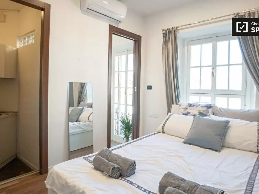 Immagine 2 di Ufficio in affitto  in Via Santa Maria Podone, 20123 Milano MI, Italy a Milano