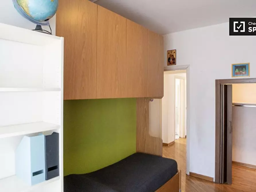 Immagine 3 di Camera condivisa in affitto  in Via Giuseppe Candiani a Milano