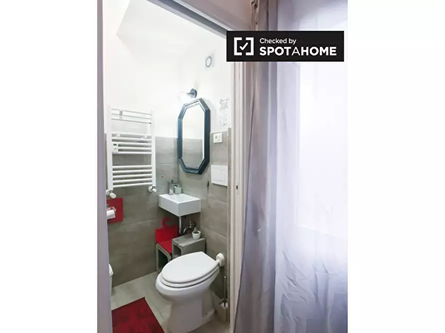 Immagine 7 di Camera condivisa in affitto  in Via Ettore Giovenale a Roma