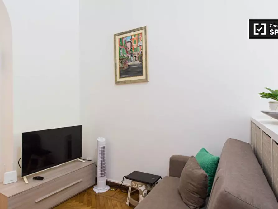 Immagine 4 di Camera condivisa in affitto  in Viale Edoardo Jenner a Milano