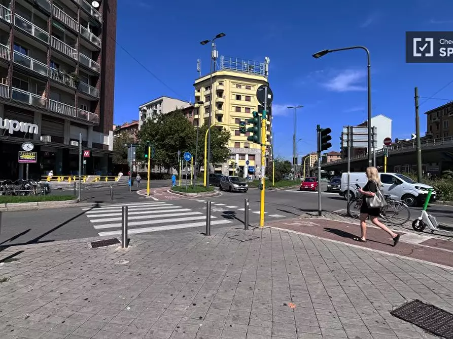 Immagine 14 di Appartamento in affitto  in Via dei Cinquecento a Milano