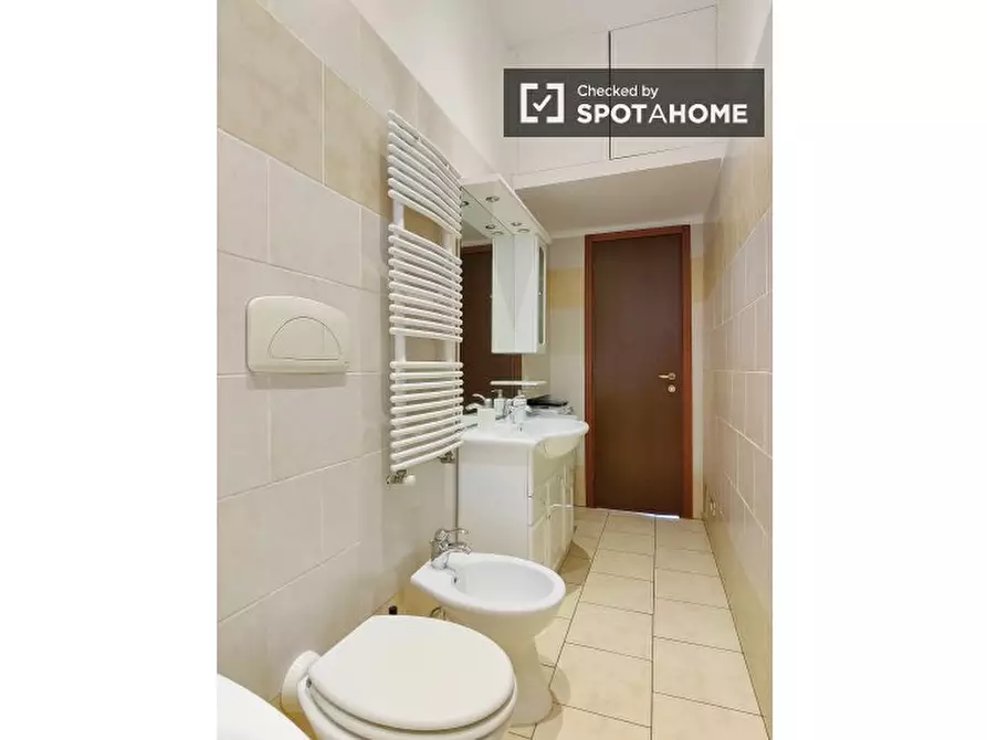 Immagine 15 di Appartamento in affitto  in Via Cesena a Milano