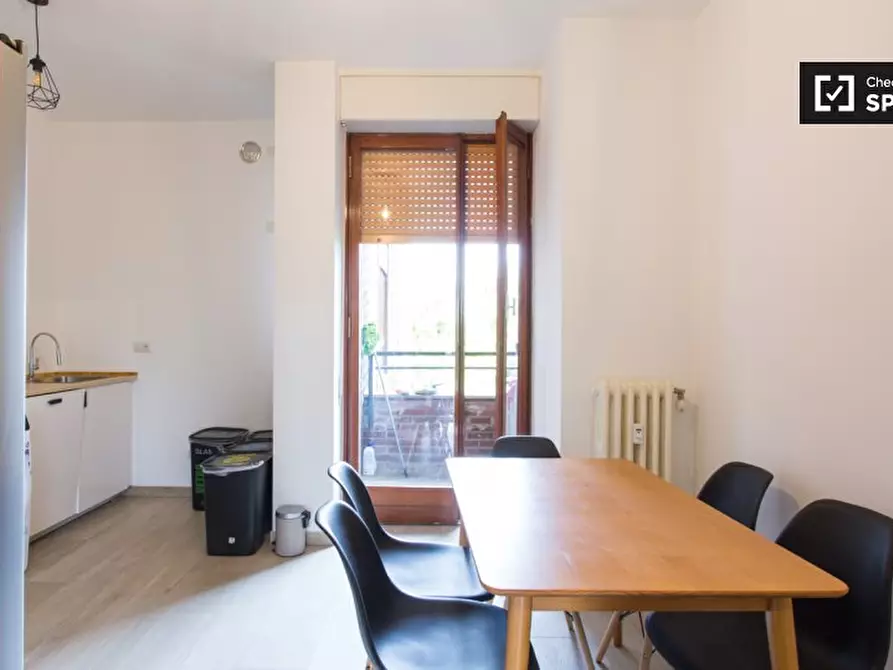 Immagine 11 di Camera condivisa in affitto  in Viale Tibaldi a Milano