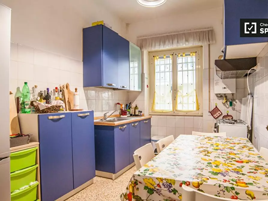 Immagine 9 di Camera condivisa in affitto  in Viale Appio Claudio, 00174 Roma RM, Italy a Roma