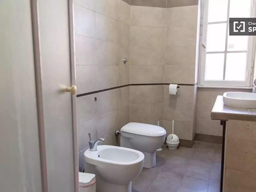 Immagine 13 di Appartamento in affitto  in Largo Magnagrecia a Roma