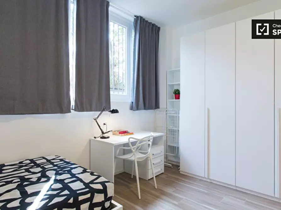 Immagine 4 di Camera condivisa in affitto  in Via Alessandro Milesi a Milano