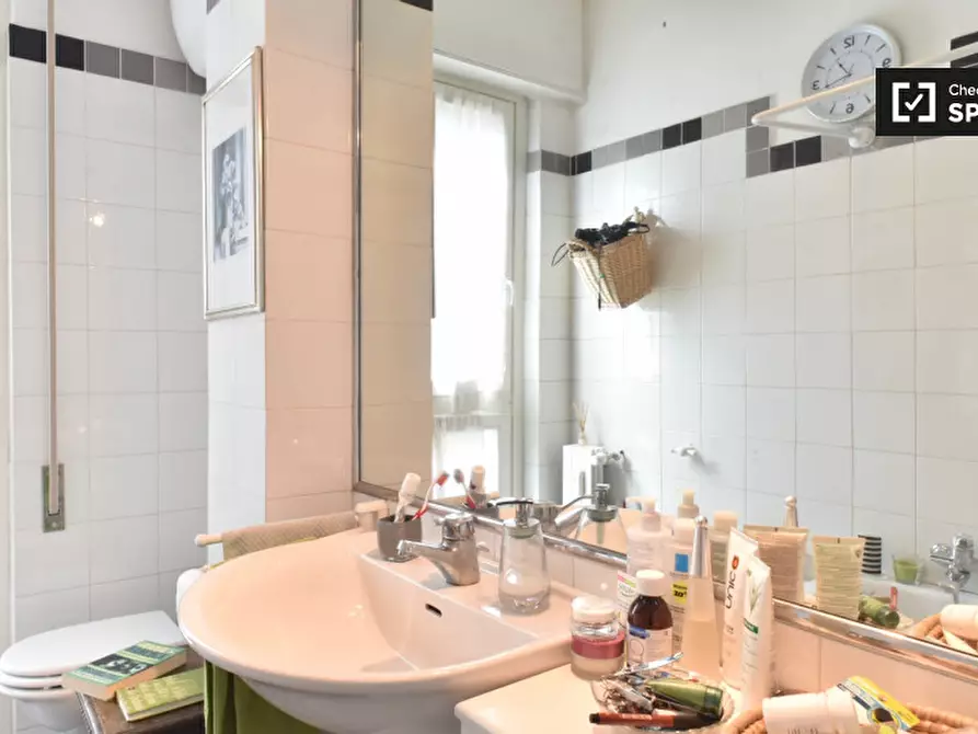 Immagine 14 di Camera condivisa in affitto  in Via Pienza a Roma