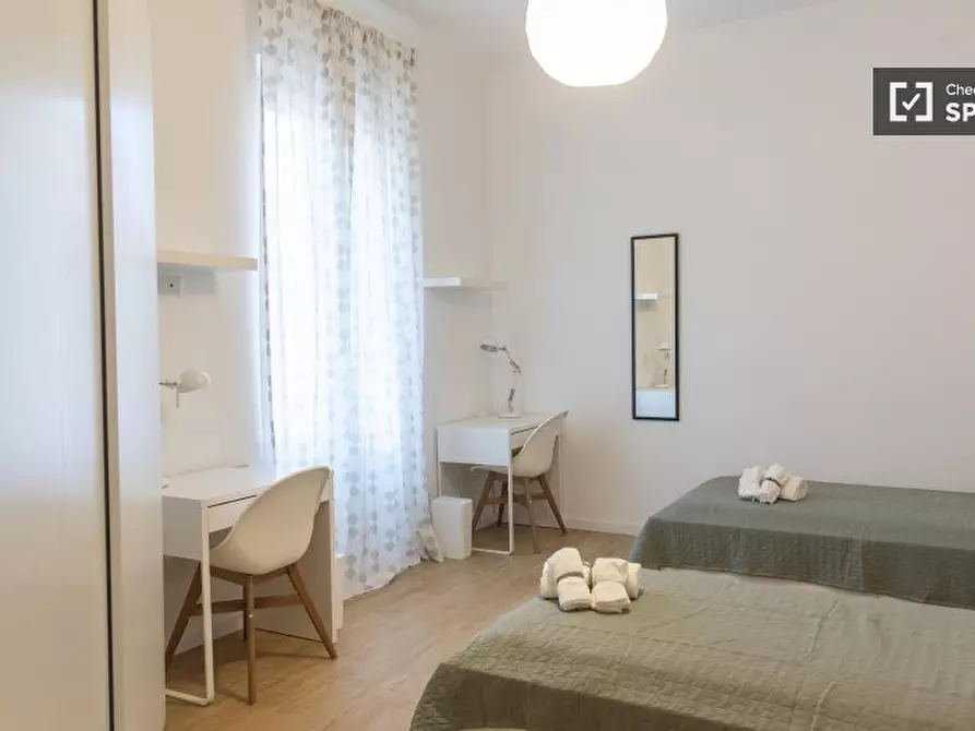 Immagine 2 di Camera condivisa in affitto  in Via Crema a Roma