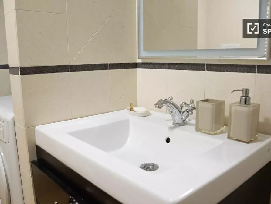 Immagine 7 di Appartamento in affitto  in Via Aureliana a Roma