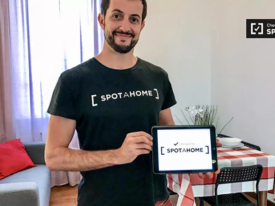 Immagine 11 di Camera condivisa in affitto  in Piazza Bibbiena, 20136 Milano MI, Italy a Milano