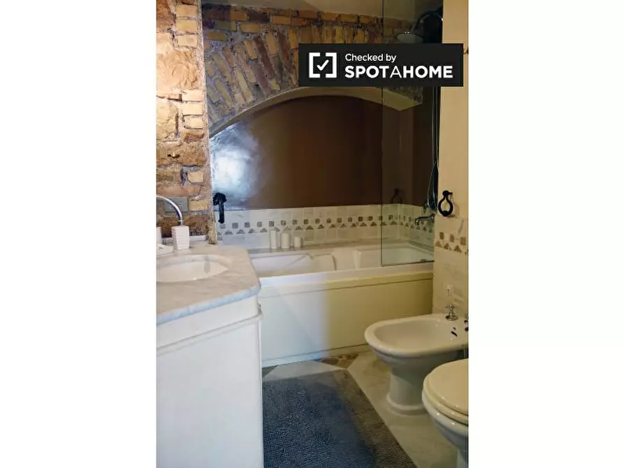 Immagine 7 di Appartamento in affitto  in Via della VII Coorte a Roma