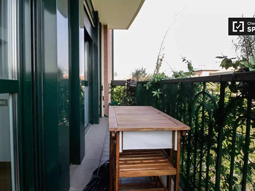 Immagine 4 di Appartamento in affitto  in Alzaia Naviglio Pavese, 20143 Milano MI, Italy a Milano