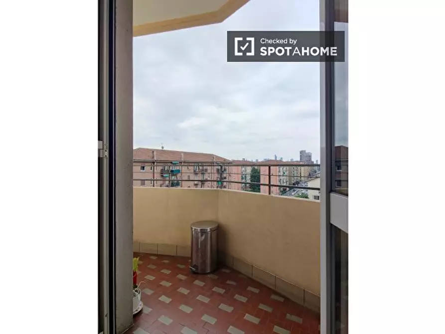 Immagine 9 di Camera condivisa in affitto  in Via Demonte a Milano
