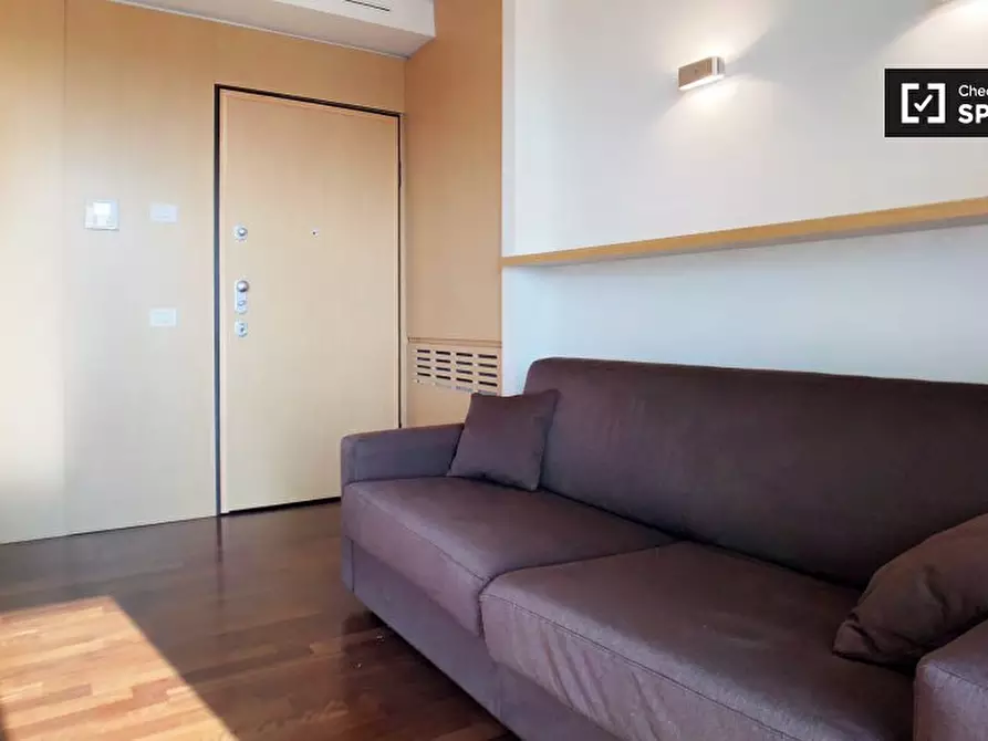 Immagine 2 di Appartamento in affitto  in Via Carlo Imbonati a Milano