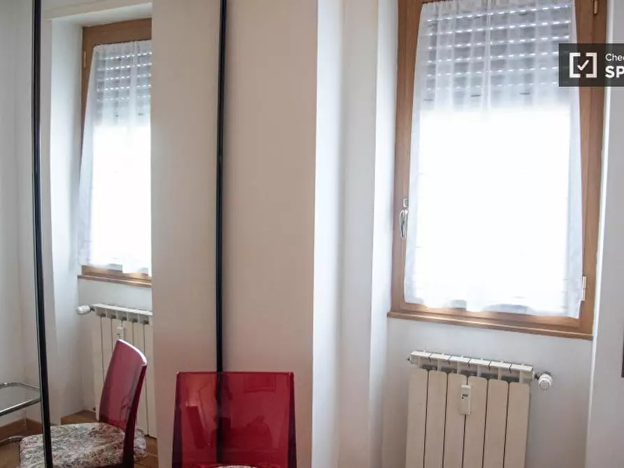 Immagine 11 di Camera condivisa in affitto  in Via di Vigna Murata a Roma