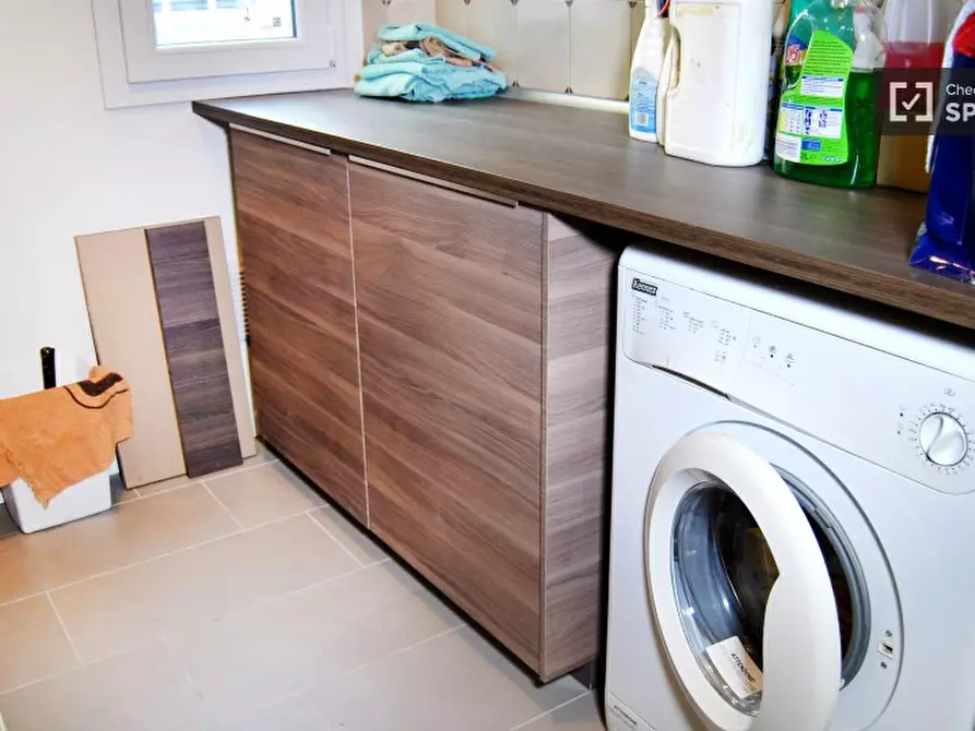 Immagine 15 di Appartamento in affitto  in piazza sei febbraio a Milano