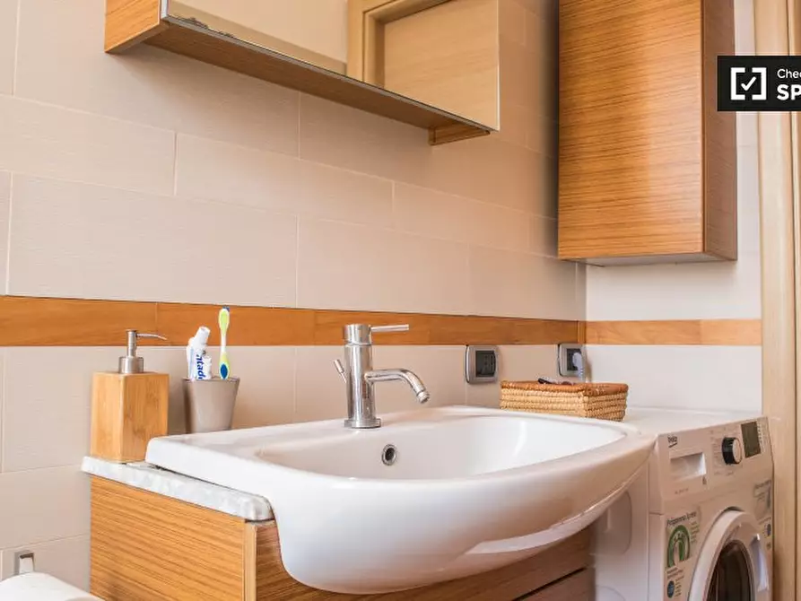 Immagine 18 di Appartamento in affitto  in Via Conte di Carmagnola, 00176 Roma RM, Italy a Roma