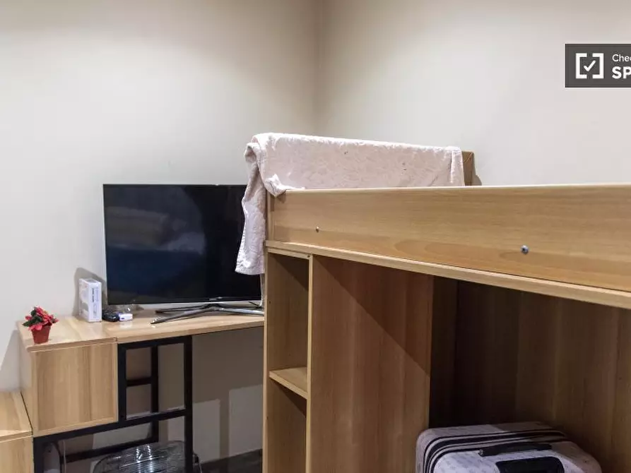 Immagine 17 di Appartamento in affitto  in Via Carlo Denina a Roma