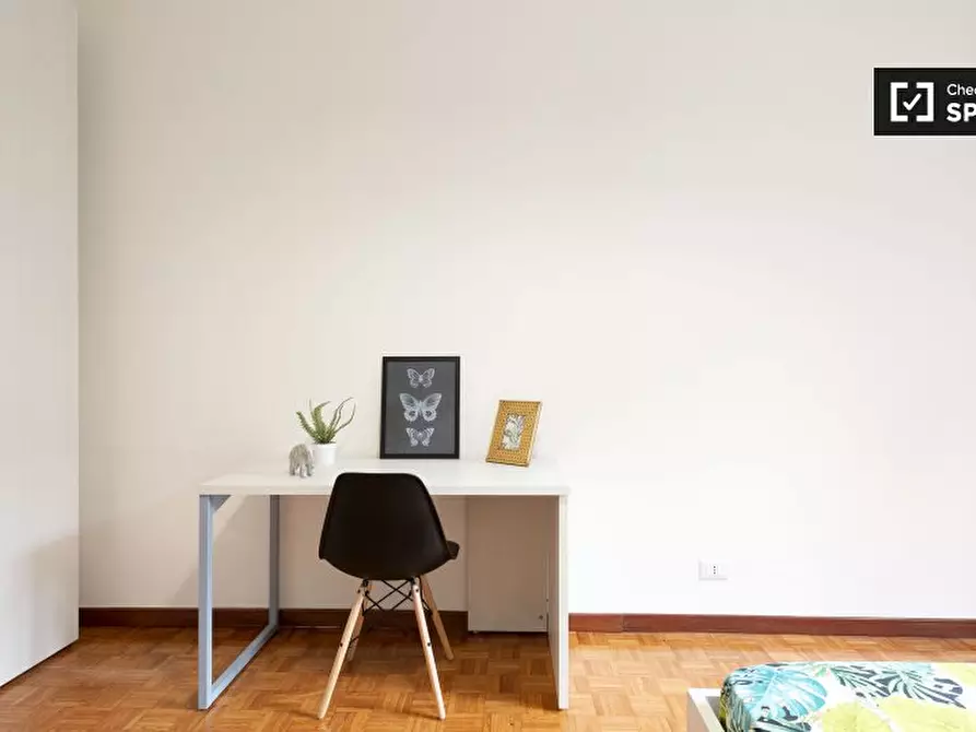 Immagine 2 di Camera condivisa in affitto  in Via Leopoldo Cicognara a Milano