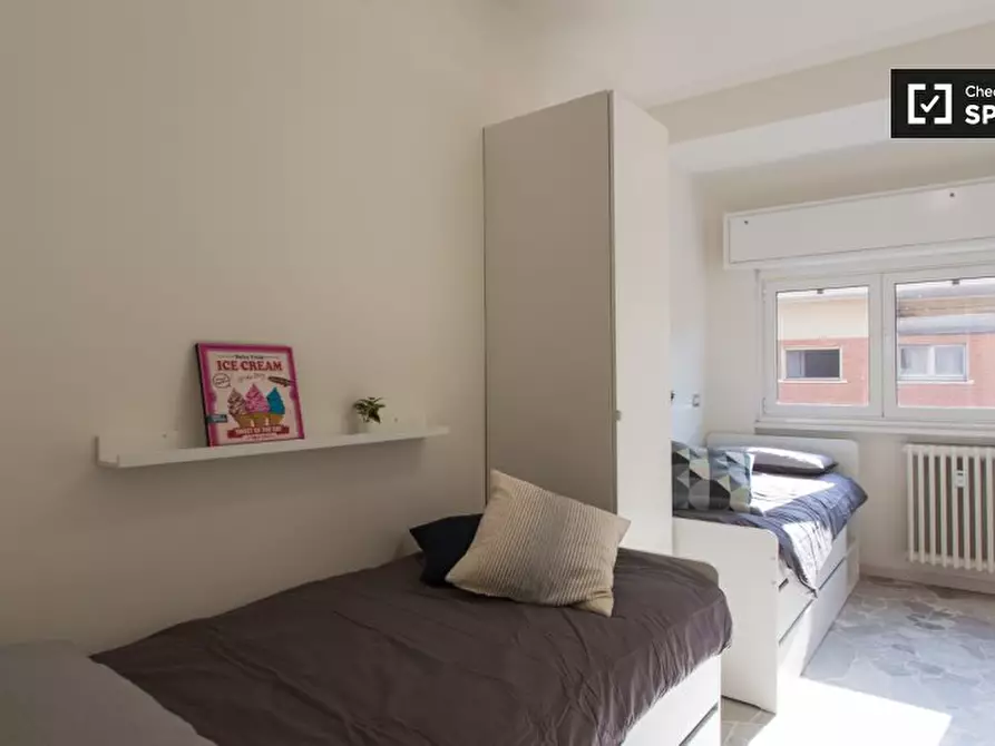 Immagine 16 di Camera condivisa in affitto  in Via Privata Ebro a Milano