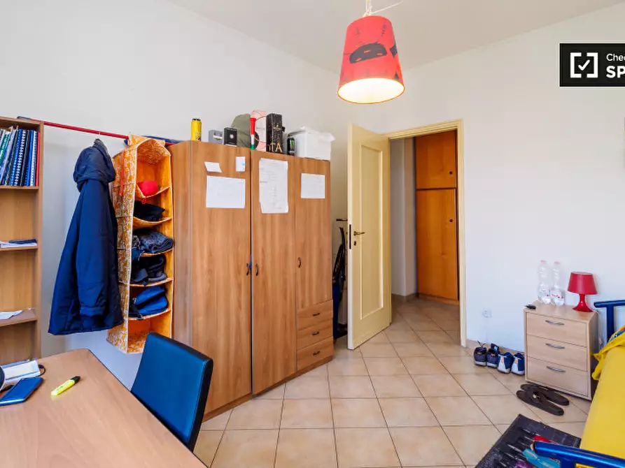 Immagine 2 di Camera condivisa in affitto  in Viale Tibaldi a Milano