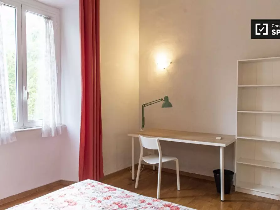 Immagine 2 di Camera condivisa in affitto  in Viale Regina Margherita a Roma