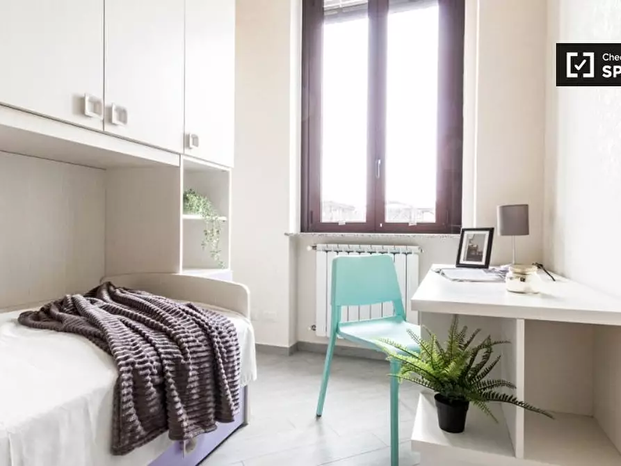 Immagine 2 di Camera condivisa in affitto  in Via Giovanni Pezzotti a Milano