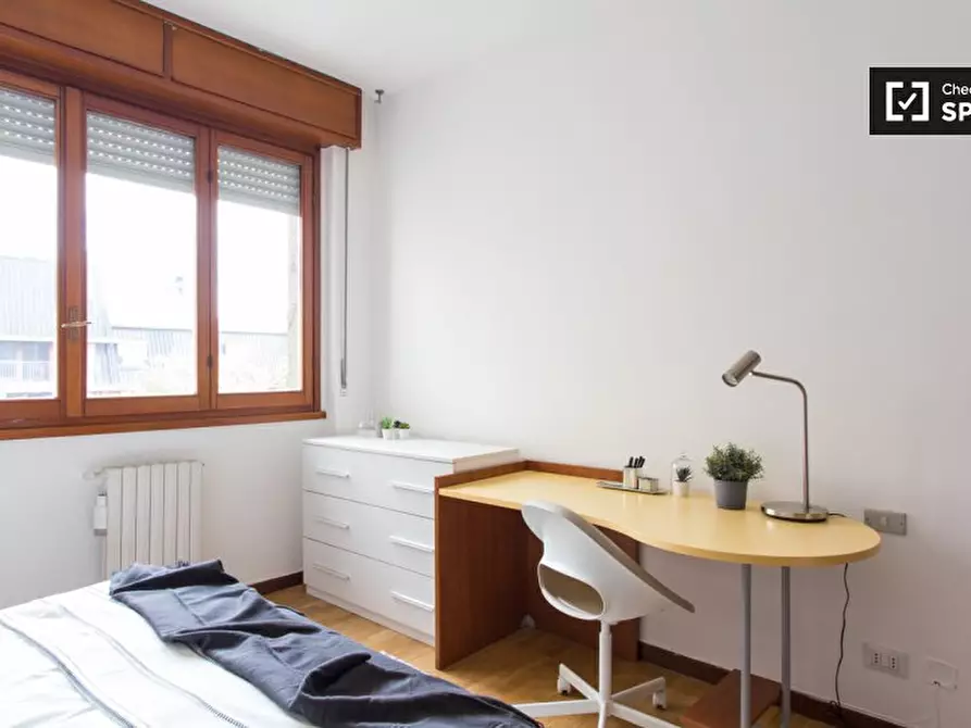 Immagine 19 di Camera condivisa in affitto  in Via Toce a Milano