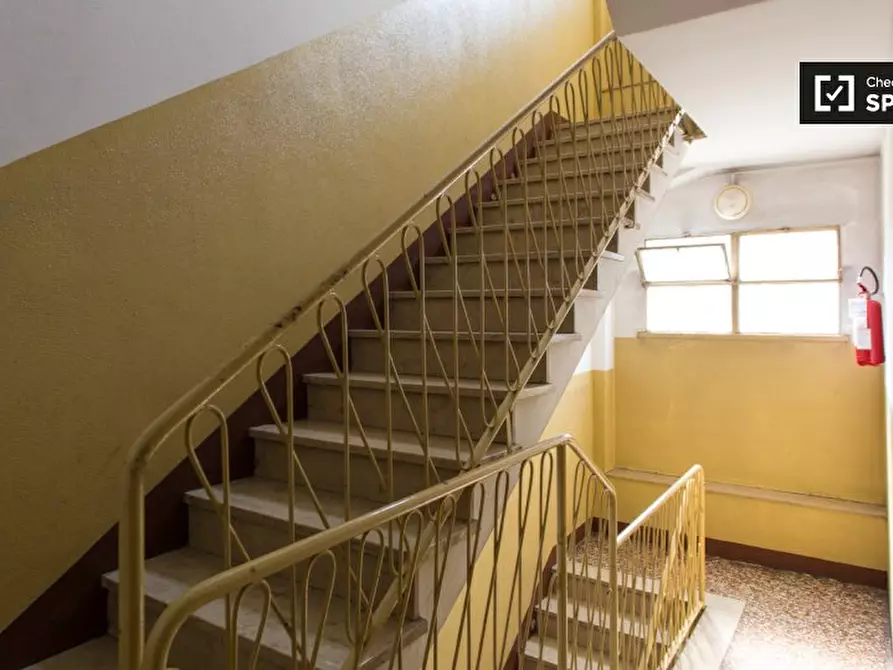 Immagine 10 di Camera condivisa in affitto  in Via degli Imbriani a Milano