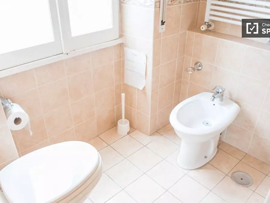 Immagine 5 di Camera condivisa in affitto  in Via Francesco Vettori a Roma