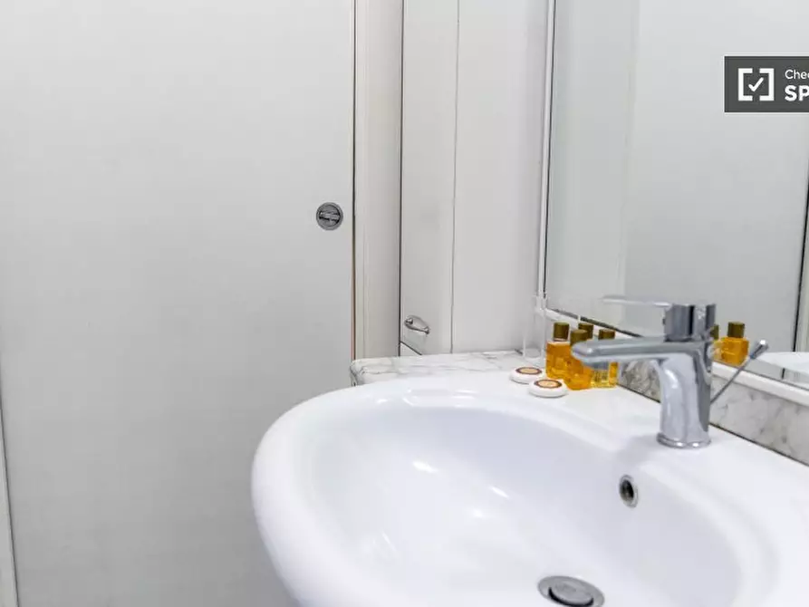 Immagine 8 di Appartamento in affitto  in V. Aurelia a Roma