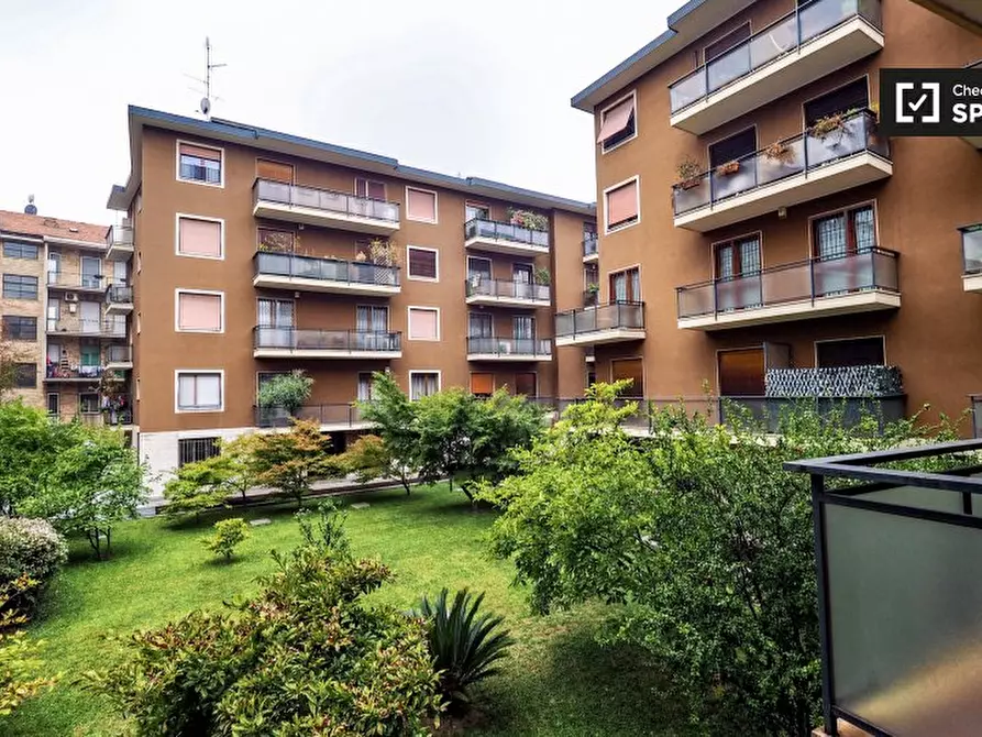 Immagine 4 di Camera condivisa in affitto  in Viale Renato Serra a Milano