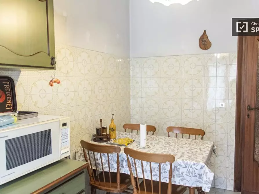 Immagine 14 di Camera condivisa in affitto  in Via Angelo Berardi a Roma