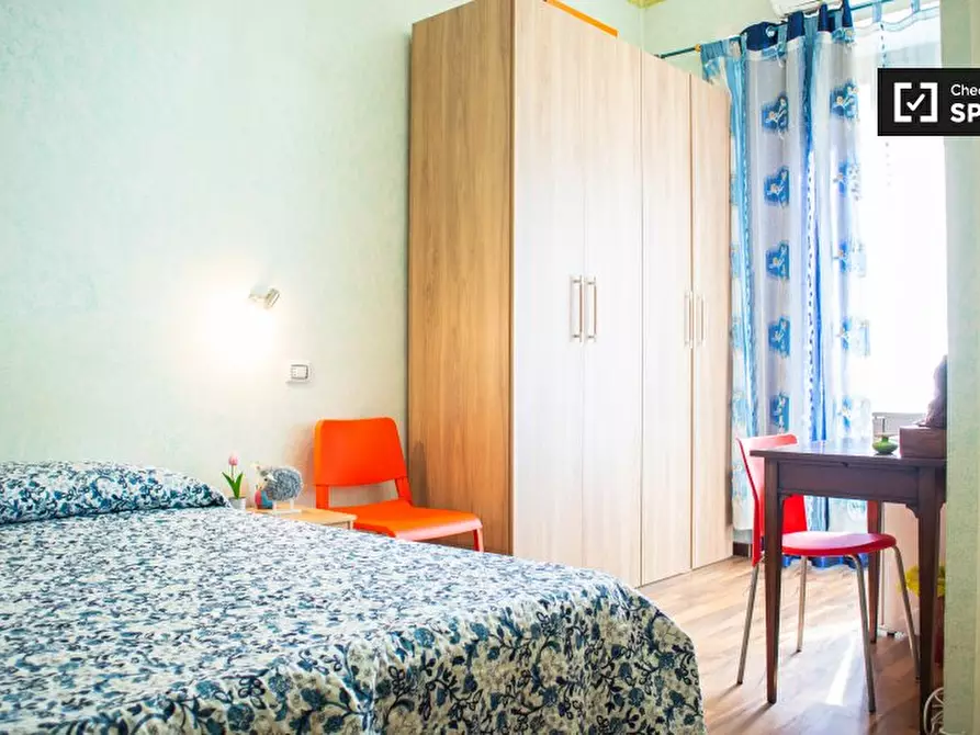 Immagine 18 di Camera condivisa in affitto  in Via Muzio Attendolo, 00176 Roma RM, Italy a Roma