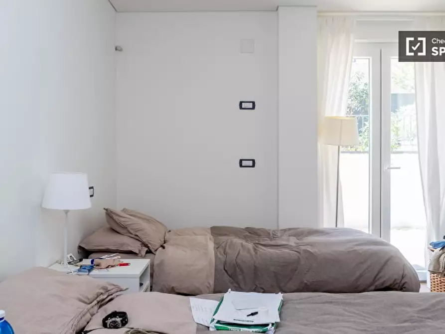 Immagine 3 di Camera condivisa in affitto  in Via Busto Arsizio a Milano