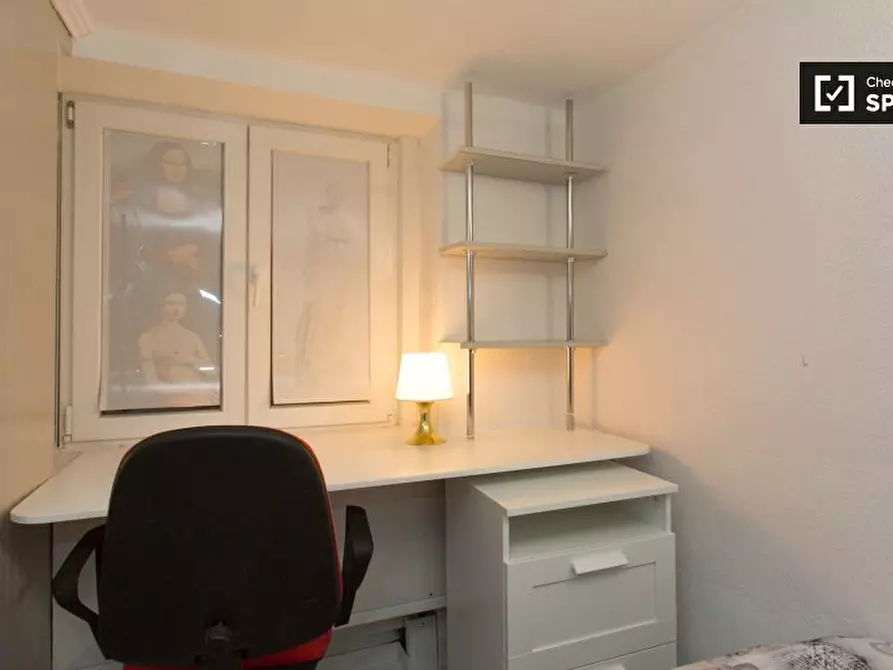 Immagine 2 di Camera condivisa in affitto  in Via Neera a Milano