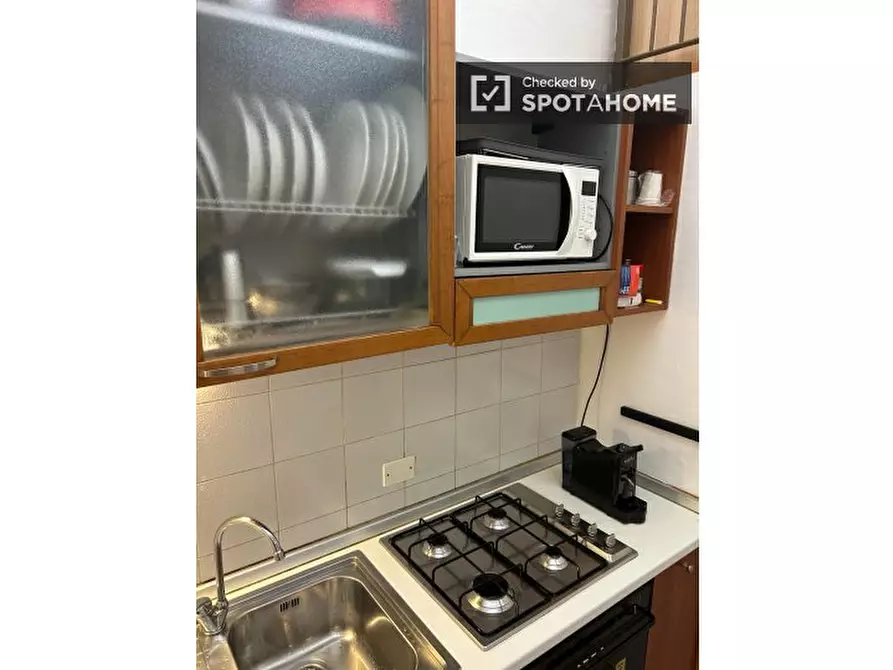 Immagine 10 di Appartamento in affitto  in Via Evangelista Torricelli a Milano