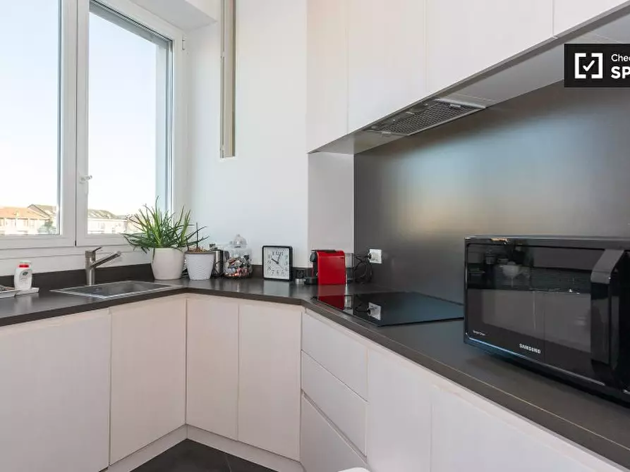 Immagine 15 di Appartamento in affitto  in Viale Argonne a Milano