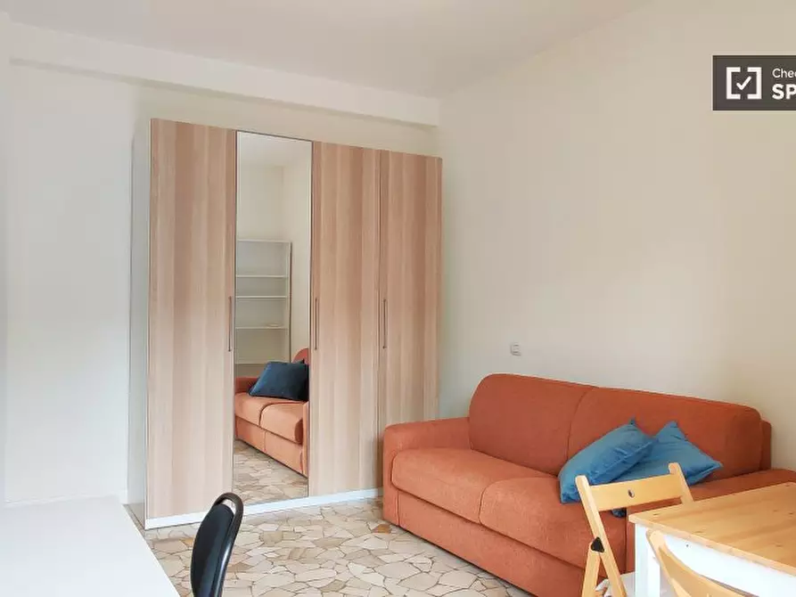 Immagine 4 di Camera condivisa in affitto  in Via Nicola Palmieri a Milano