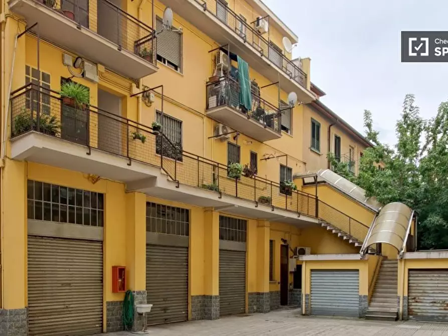 Immagine 12 di Appartamento in affitto  in Via degli Imbriani a Milano