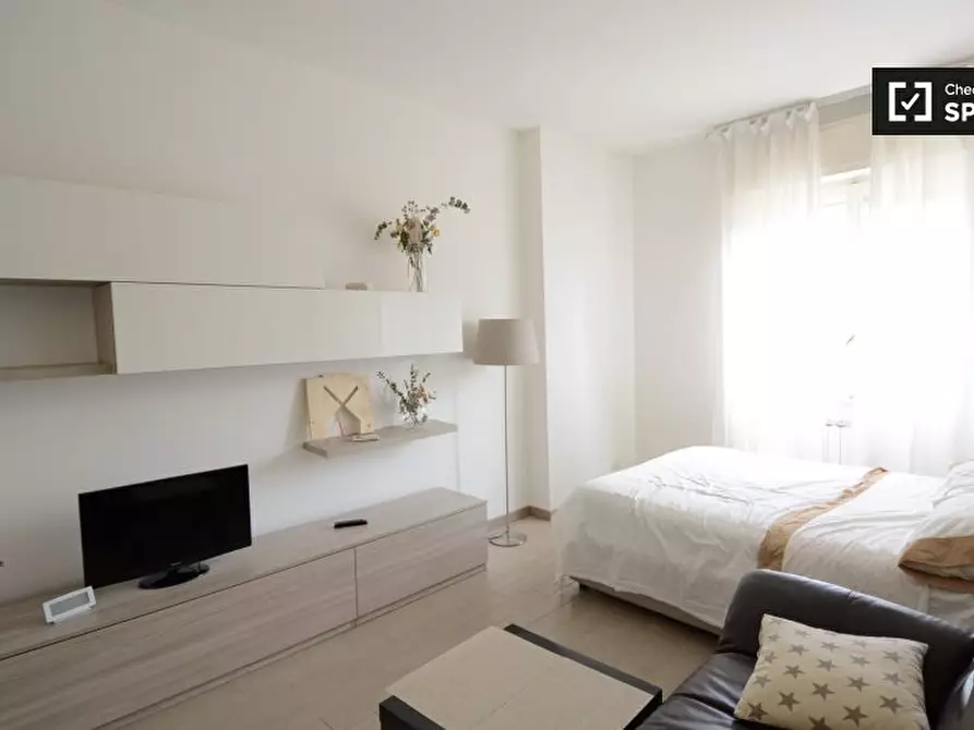 Immagine 3 di Ufficio in affitto  in via giovanni pastorelli a Milano